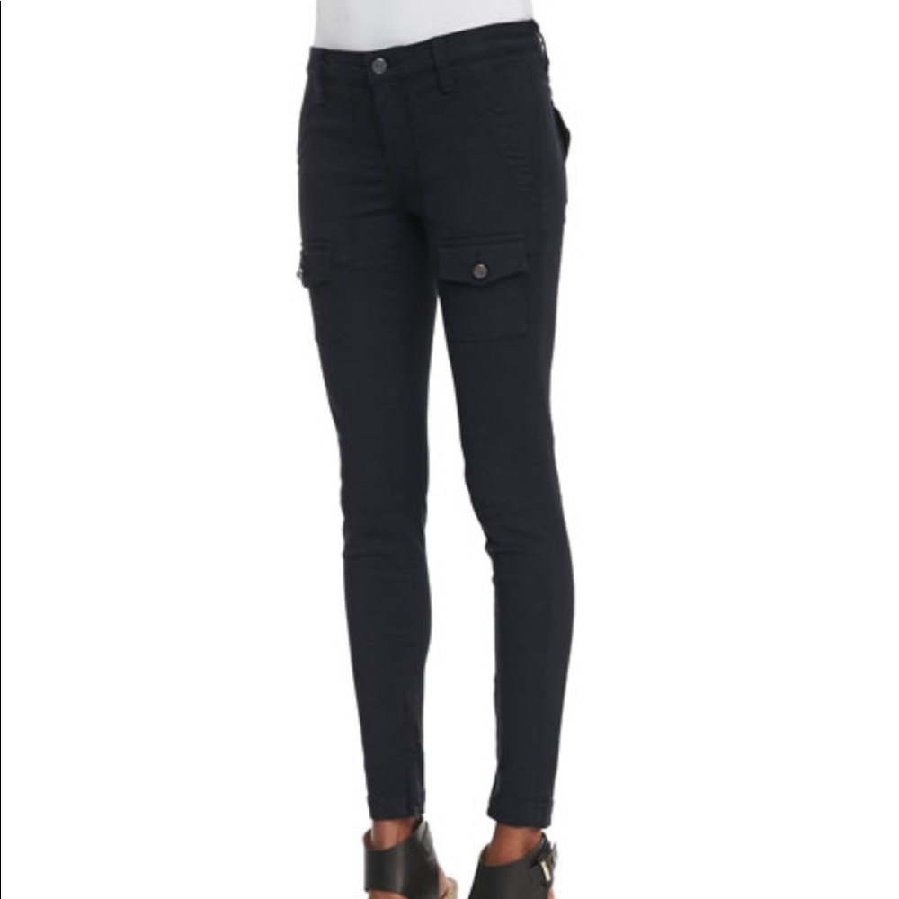 Joie So Real Skinny cargo pant in Navy 25.